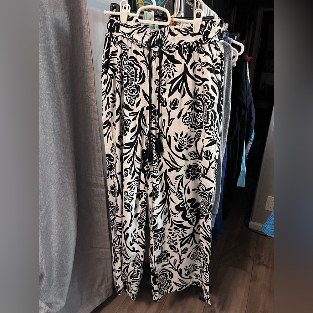 Knox Rose Heather Black Floral Pant